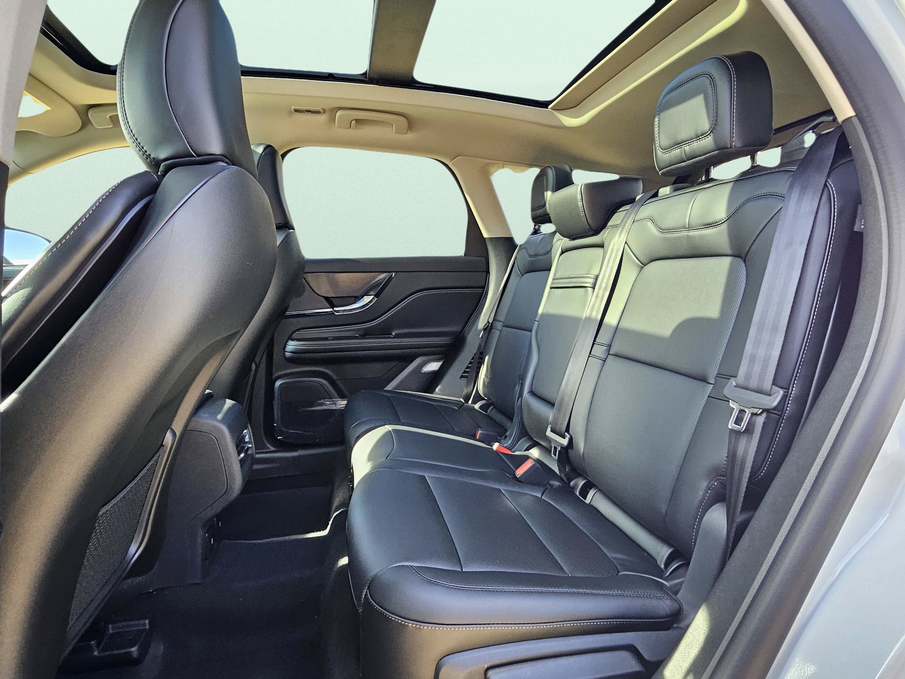 New 2026 Lincoln Corsair Premiere AWD/4WD image 25