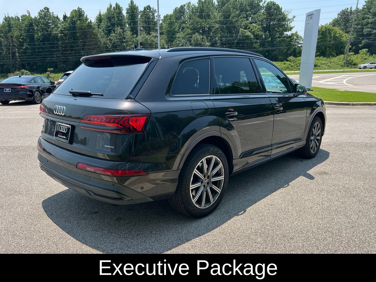 Used 2023 Audi Q7 2.0T Premium Plus w/ Premium Plus Package AWD/4WD image 5
