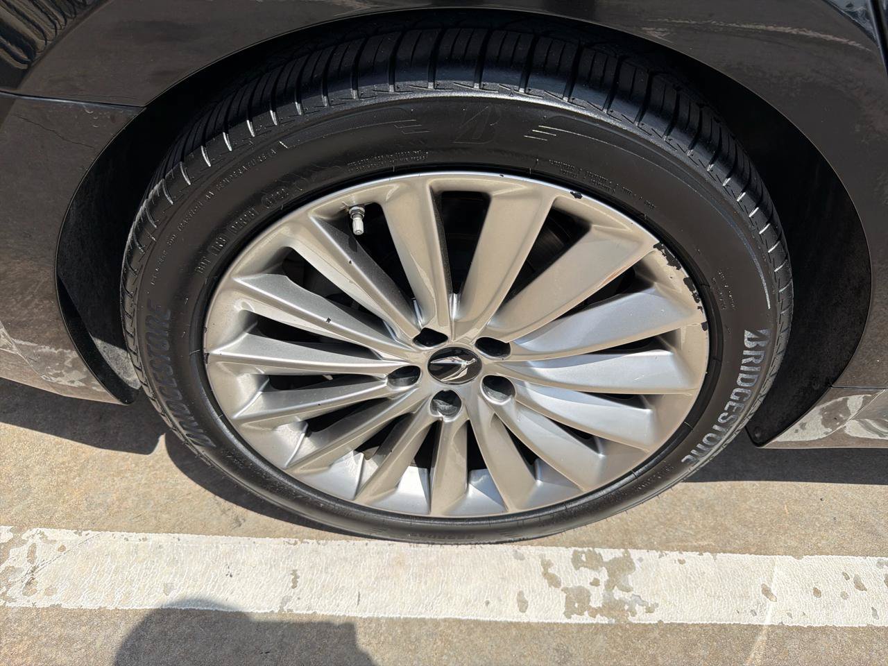 Used 2016 Hyundai Equus Signature RWD image 39