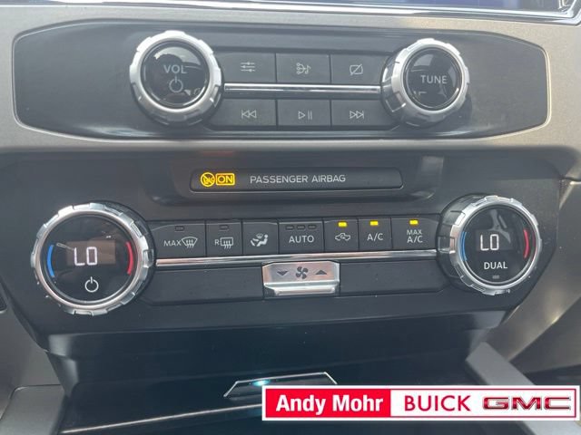 Used 2022 Ford F250 Lariat w/ FX4 Off-Road Package AWD/4WD image 25