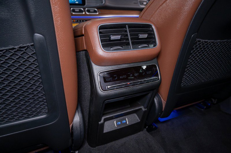 New 2026 Mercedes-Benz GLS 450 4MATIC image 25