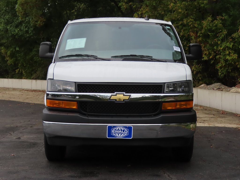 Used 2024 Chevrolet Express 2500 w/ Driver Convenience Package image 13