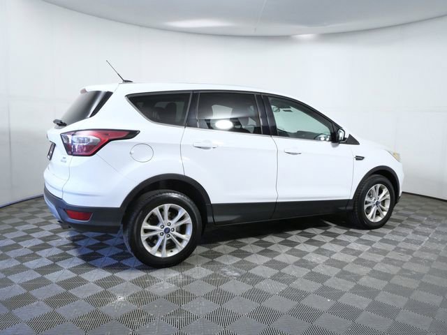 Used 2017 Ford Escape SE FWD image 8