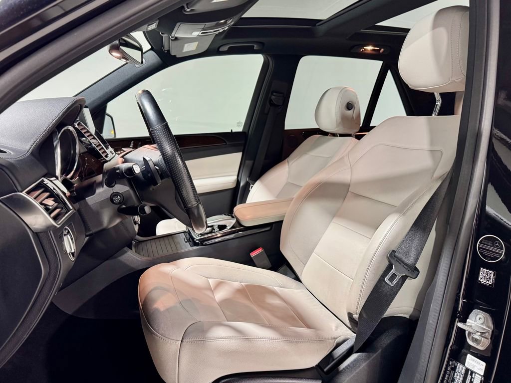 Used 2018 Mercedes-Benz GLE 350 image 2