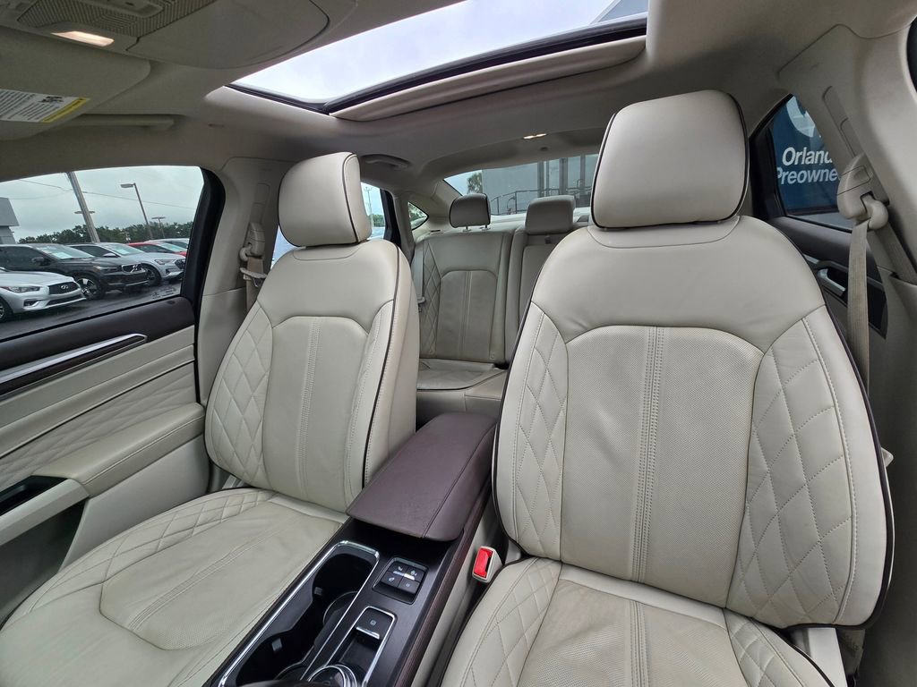 Used 2018 Ford Fusion Energi Platinum image 25