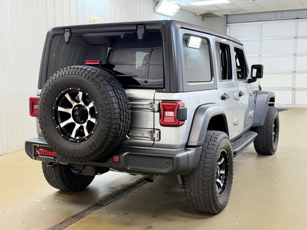 Used 2018 Jeep Wrangler Unlimited Sport S AWD/4WD image 5