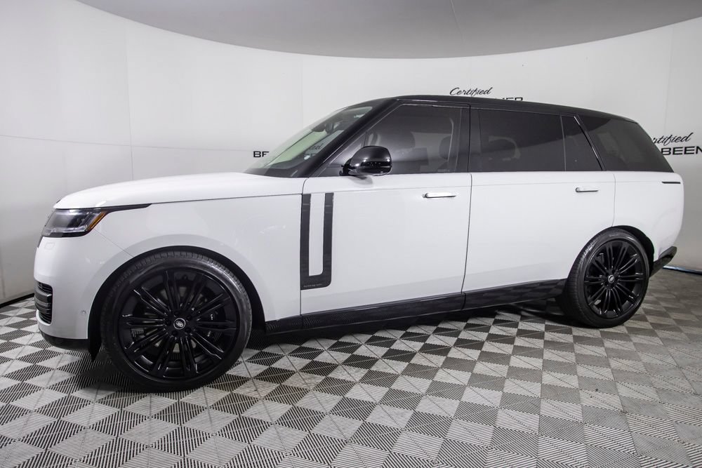 Used 2024 Land Rover Range Rover Long Wheelbase Autobiography AWD/4WD image 9