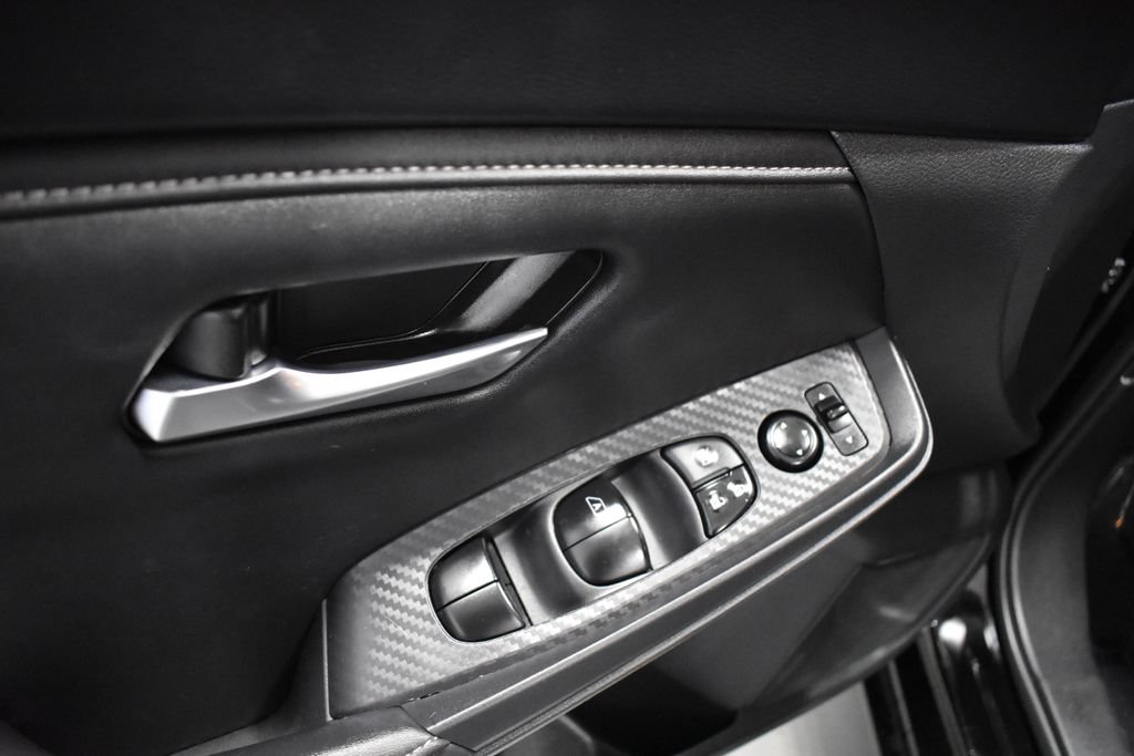 Certified 2023 Nissan Sentra SV FWD image 15