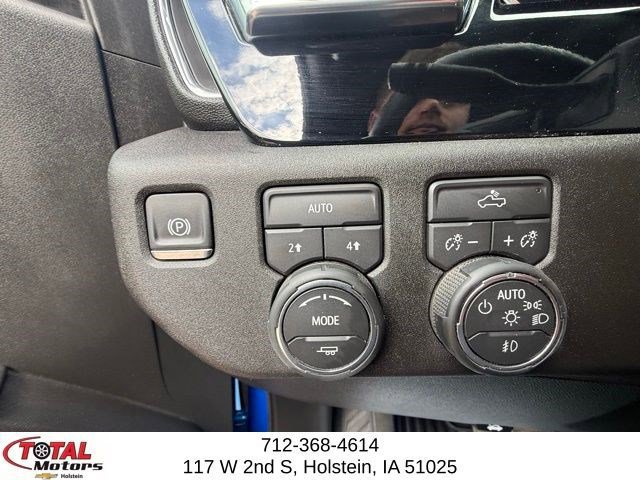 Used 2026 Chevrolet Silverado 1500 RST AWD/4WD image 15