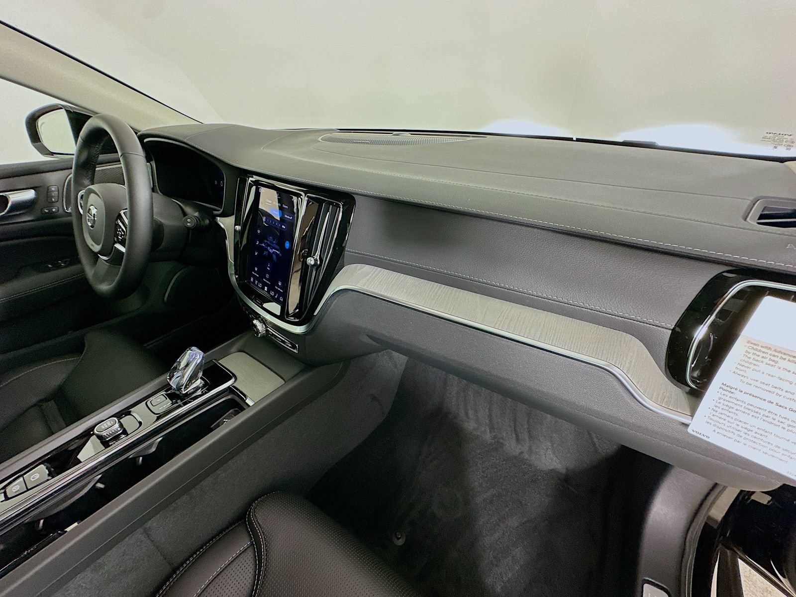 New 2026 Volvo V60 B5 Cross Country Ultra w/ Climate Package AWD/4WD image 45