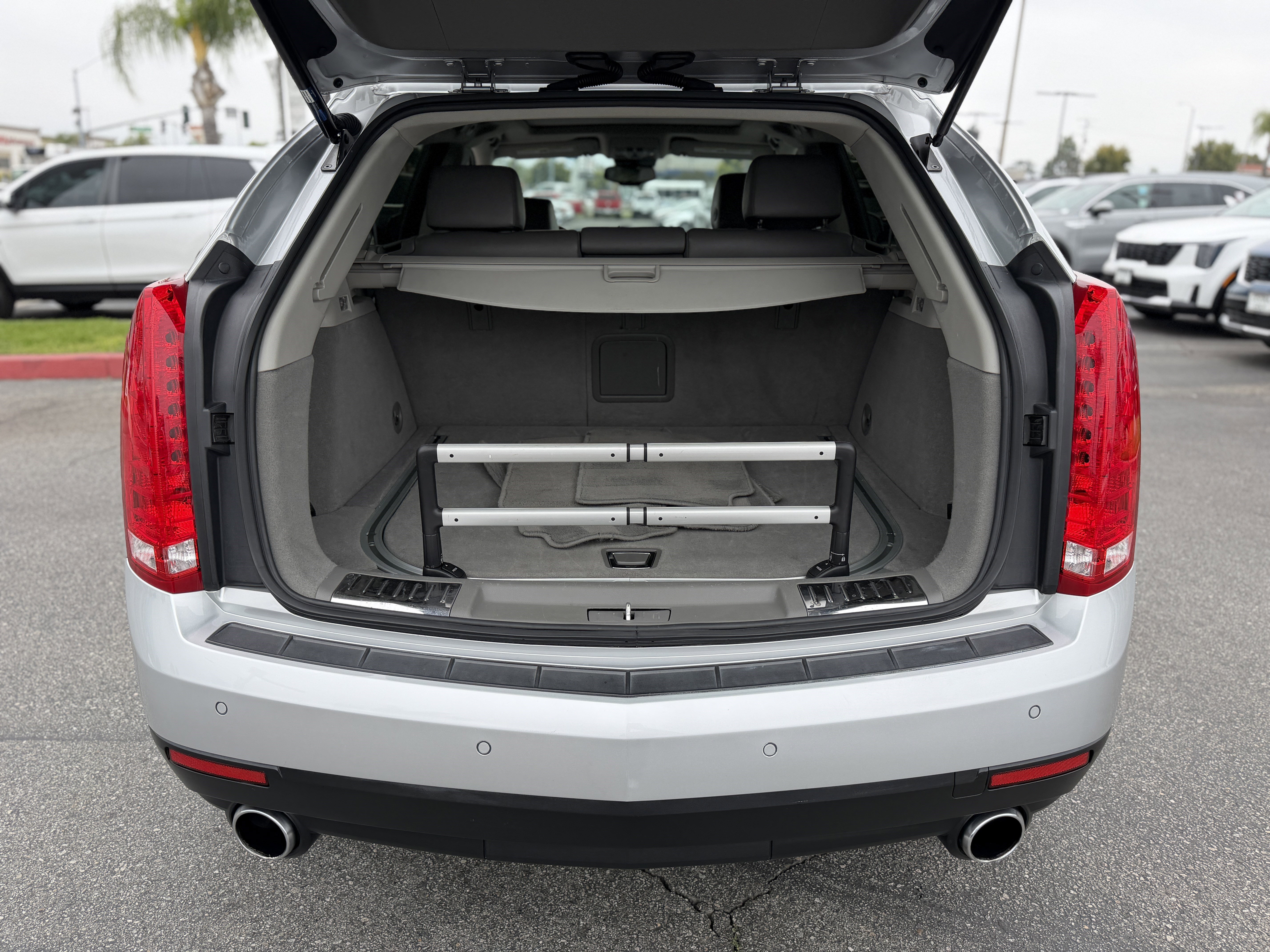 Used 2011 Cadillac SRX Performance FWD image 10