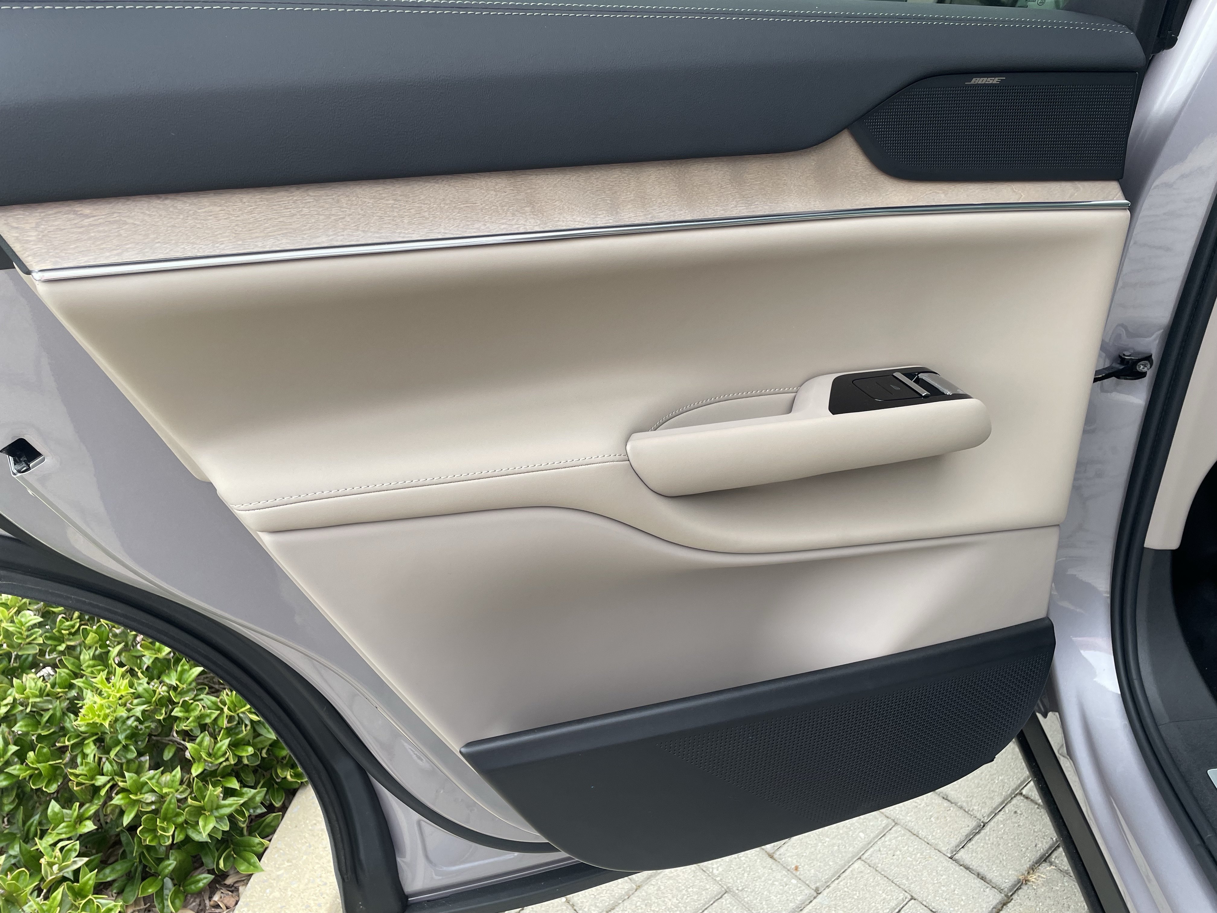New 2026 Volvo EX90 Plus RWD image 13