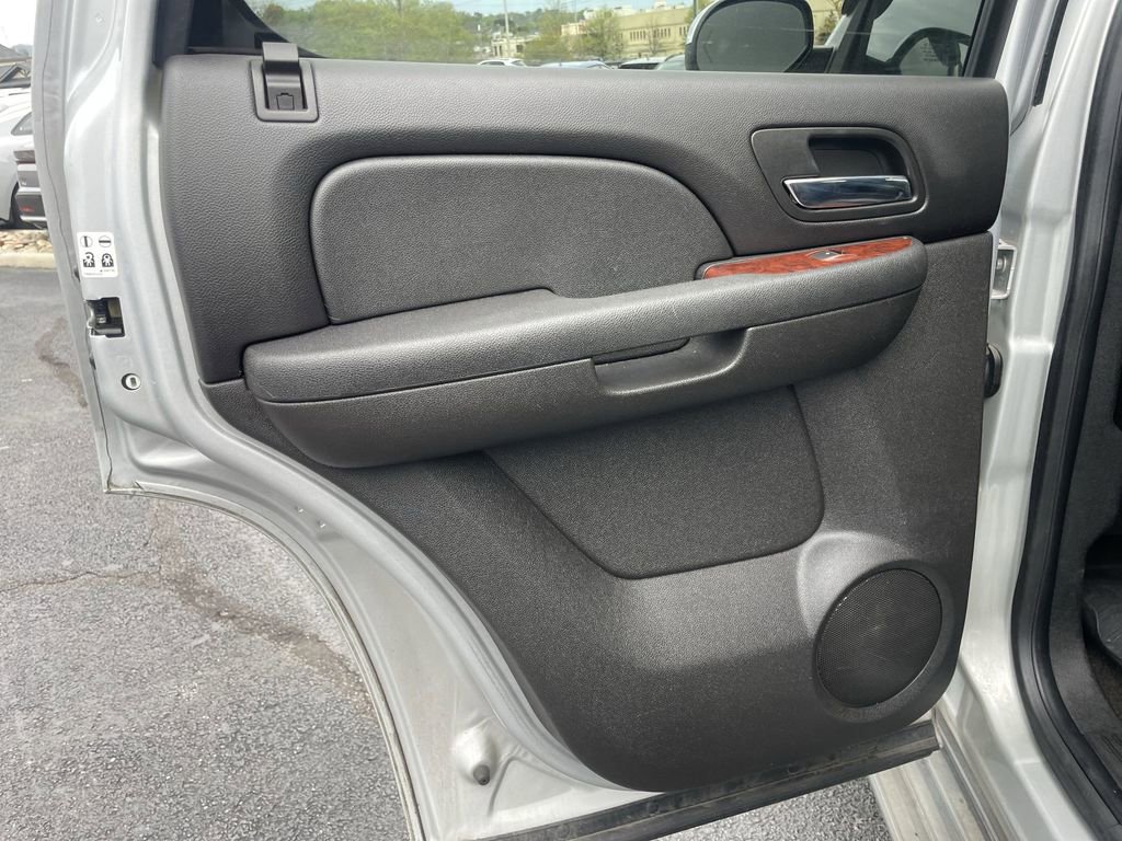 Used 2013 Chevrolet Tahoe LT AWD/4WD image 23