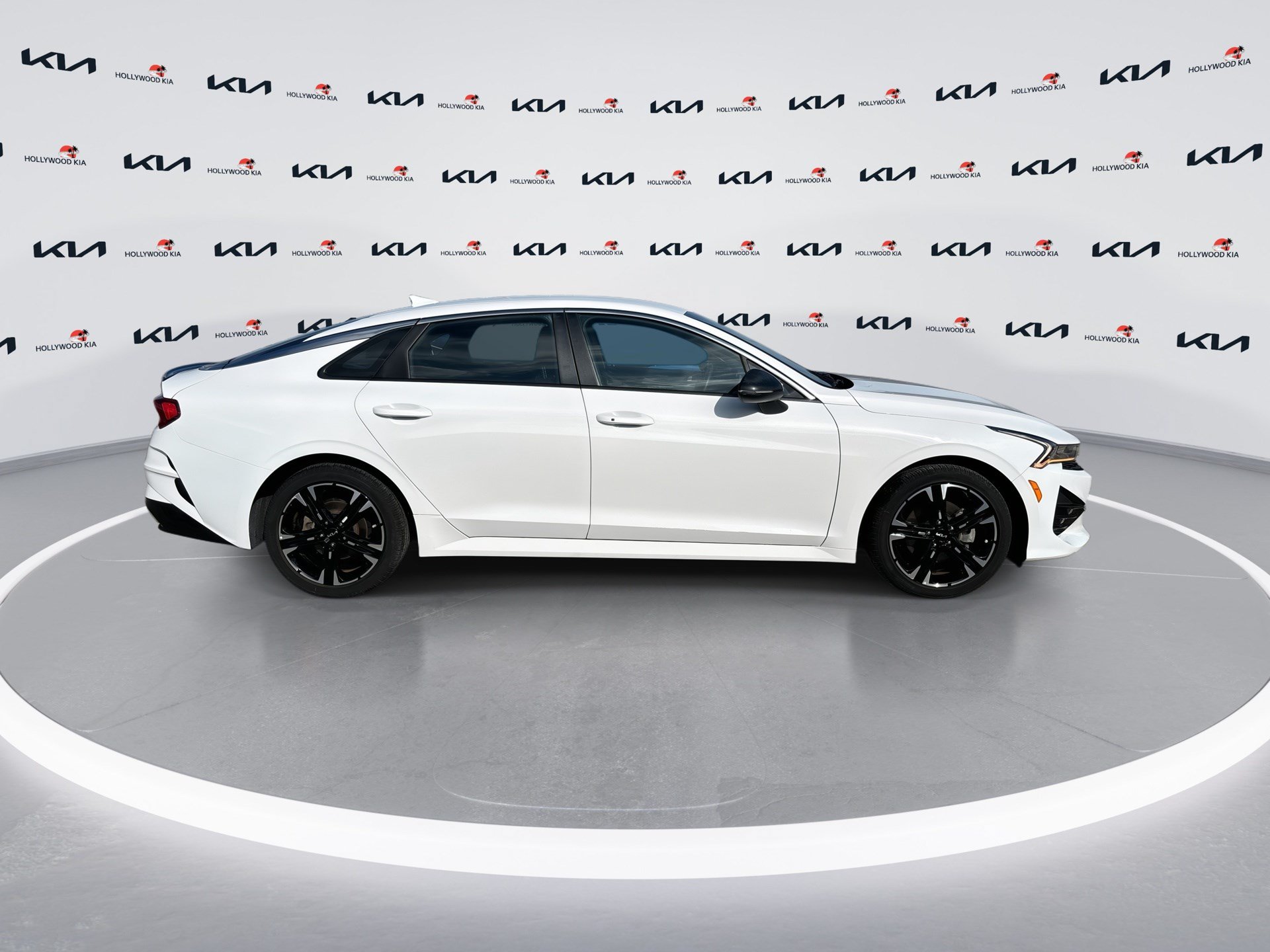 Used 2024 Kia K5 GT-Line w/ GT-Line Premium Package AWD/4WD image 9