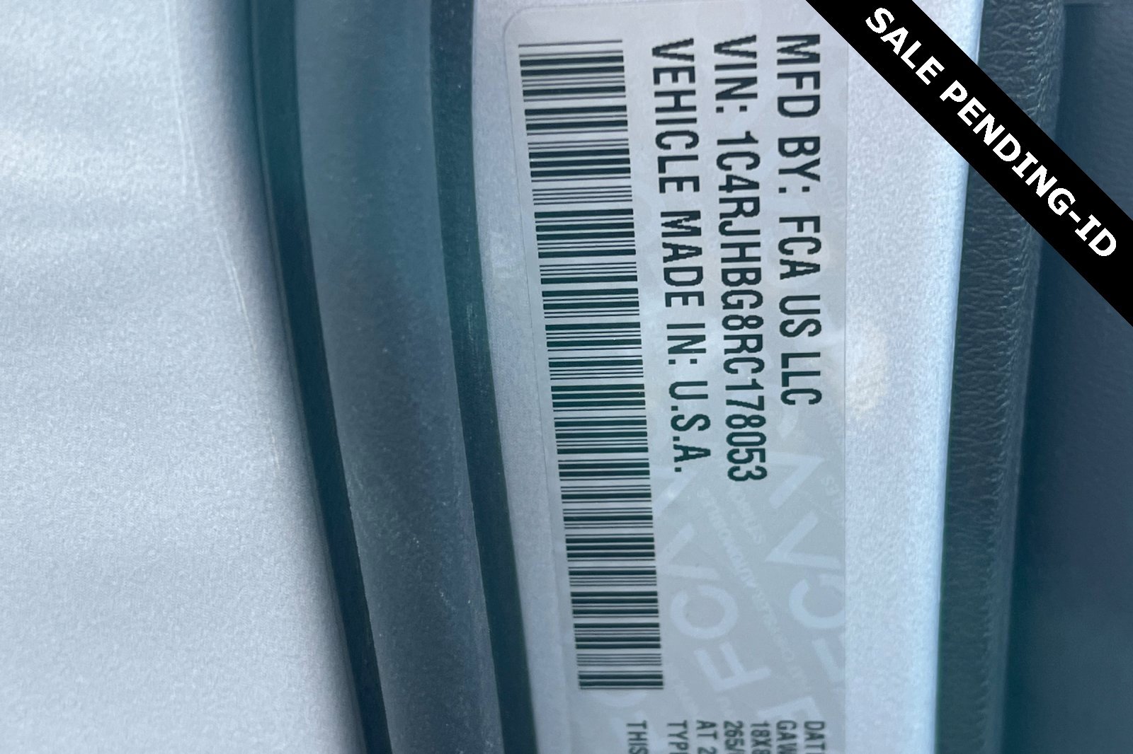 Used 2024 Jeep Grand Cherokee Limited image 32