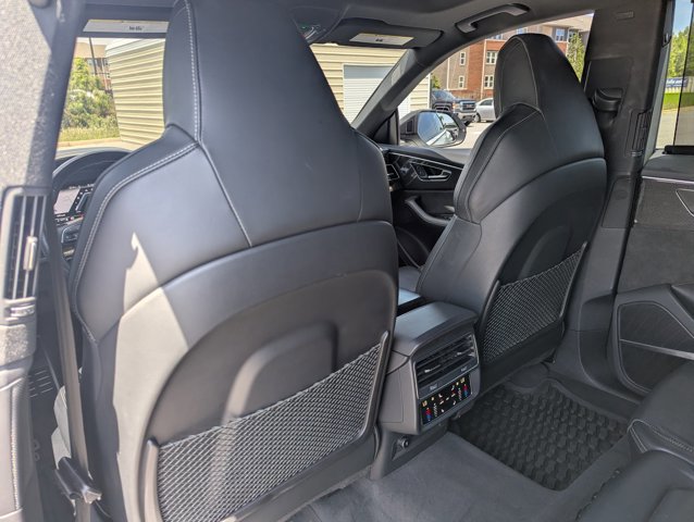 Used 2021 Audi SQ8 Prestige w/ Prestige Package AWD/4WD image 25