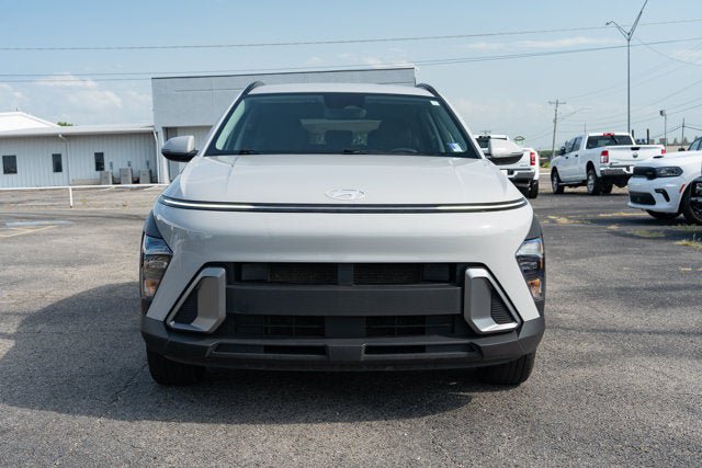 Used 2025 Hyundai Kona SEL AWD/4WD image 8