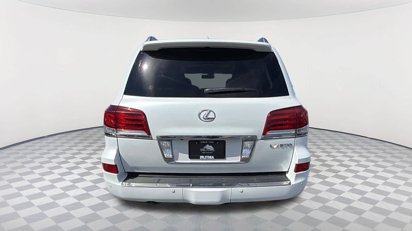 Used 2015 Lexus LX 570 4WD image 6
