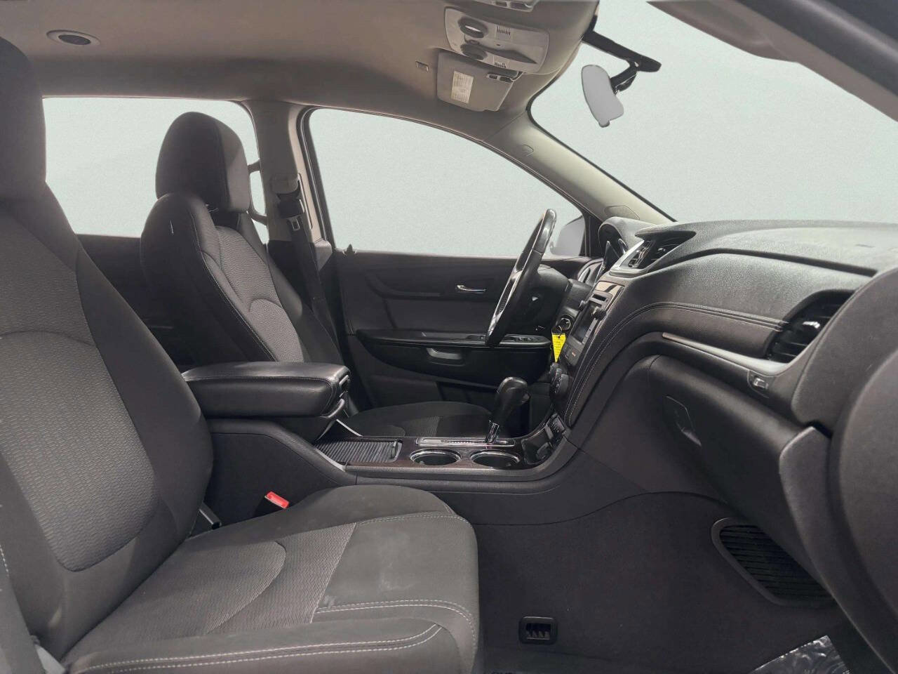 Used 2016 Chevrolet Traverse LT image 23