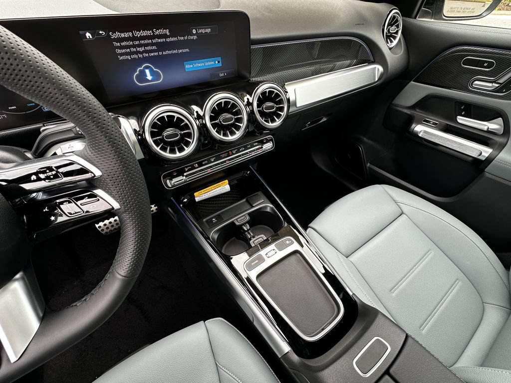 New 2026 Mercedes-Benz GLB 250 image 31