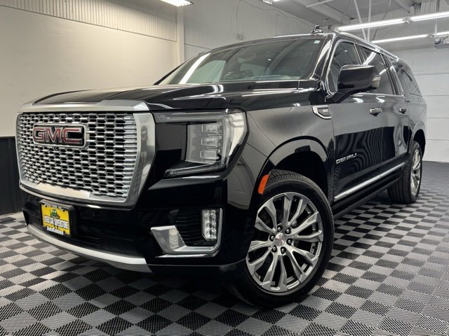Used 2021 GMC Yukon XL Denali image 3