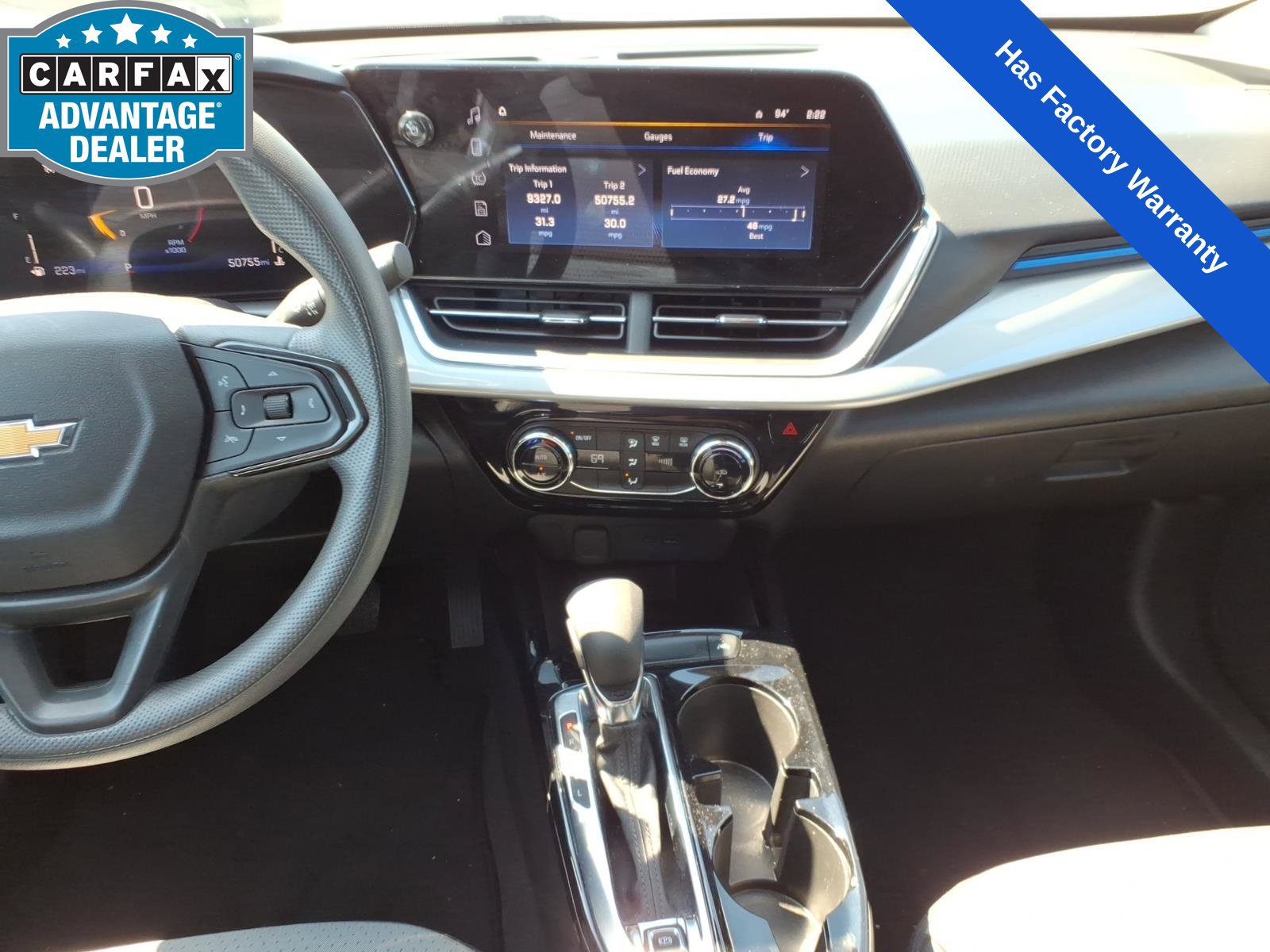 Used 2025 Chevrolet Trax LT FWD image 14