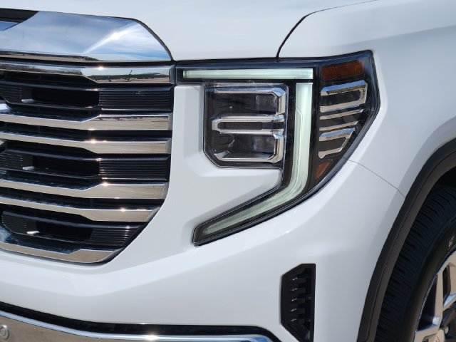 Used 2023 GMC Sierra 1500 SLT RWD image 9