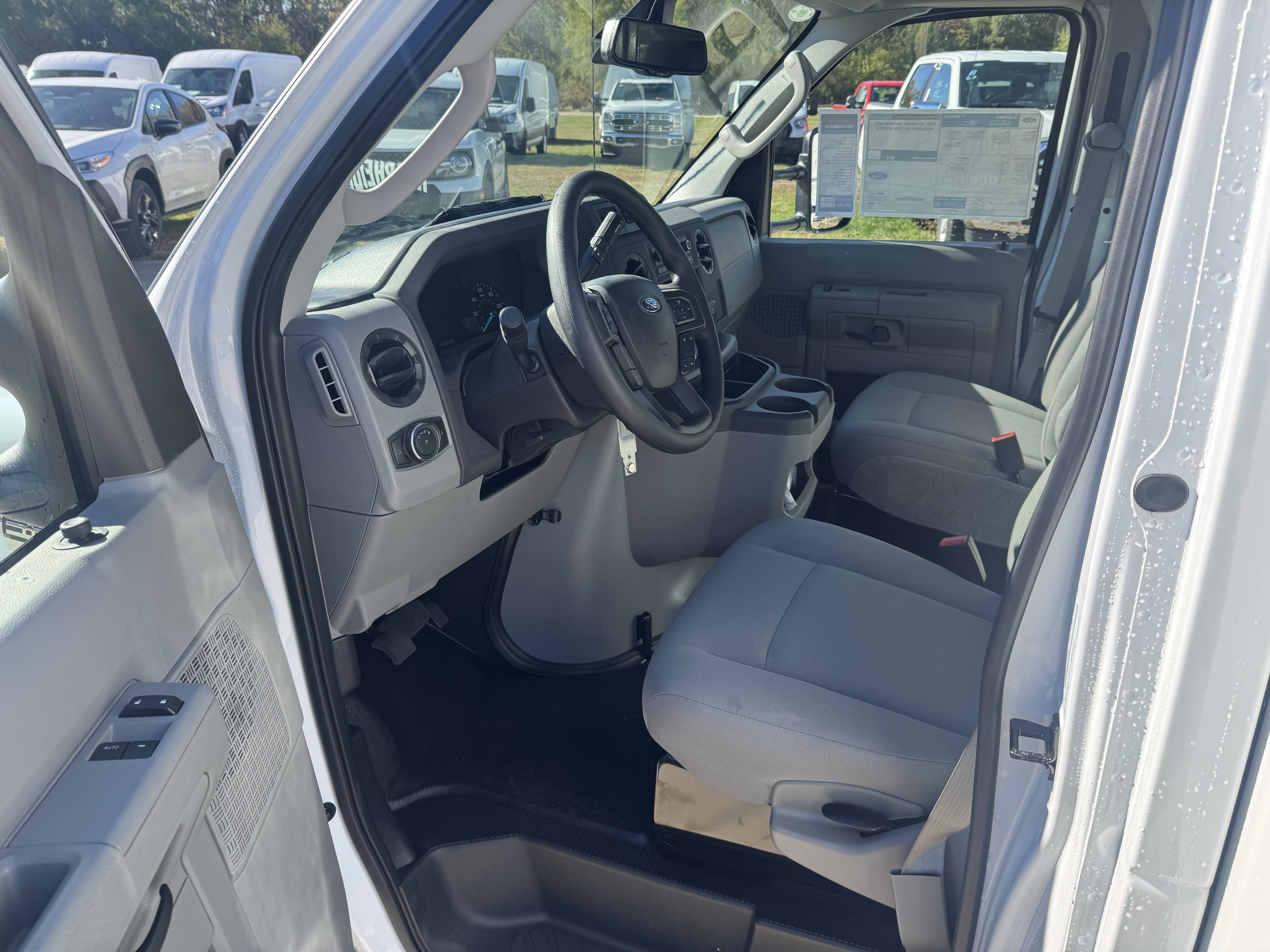 New 2026 Ford E-350 and Econoline 350 Super Duty w/ Power Equipment Group image 11