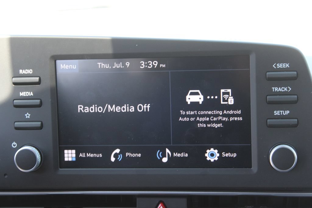 Used 2025 Hyundai Elantra Sport FWD image 22