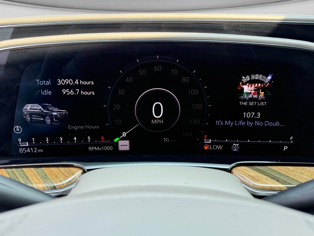 Used 2021 Cadillac Escalade Sport Platinum w/ LPO, ONYX Package AWD/4WD image 14