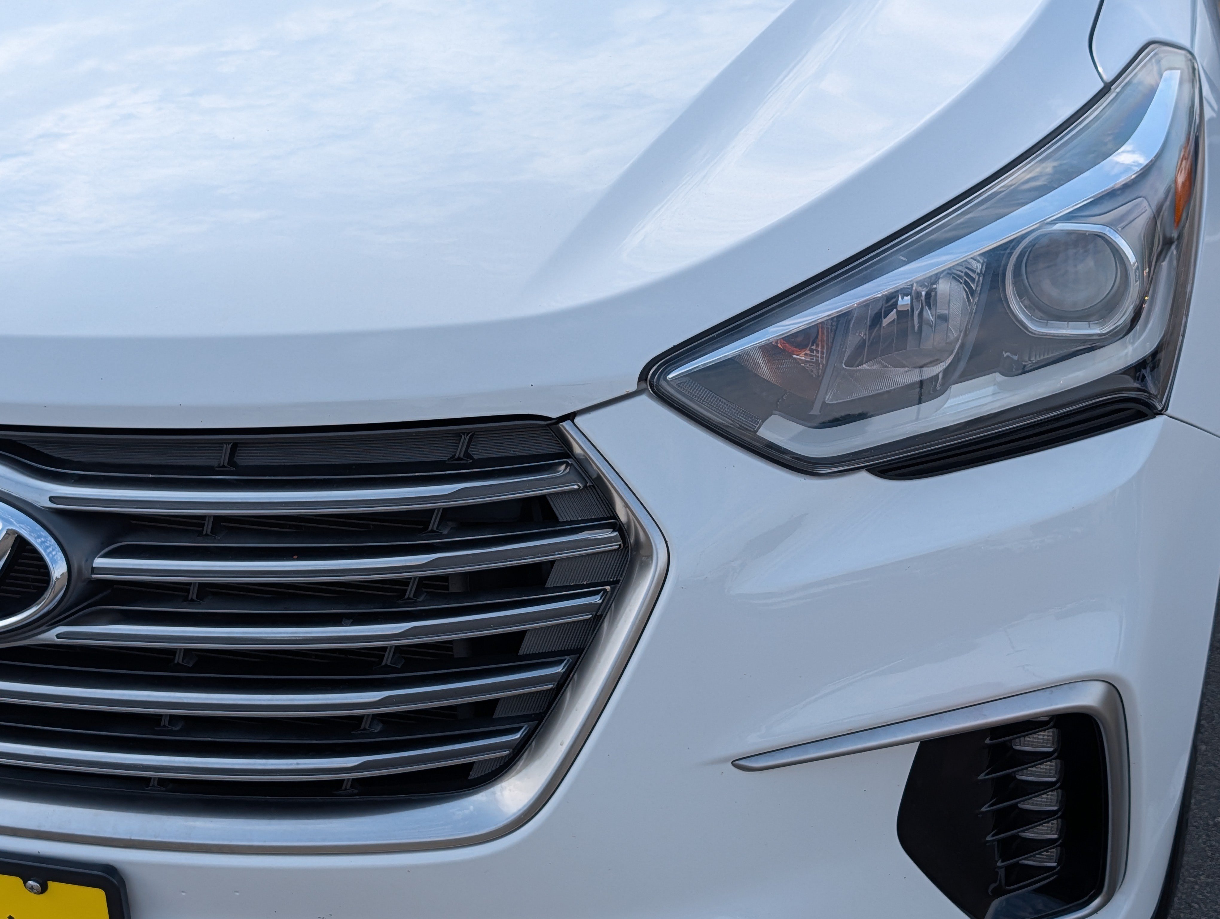 Used 2018 Hyundai Santa Fe SE AWD/4WD image 16