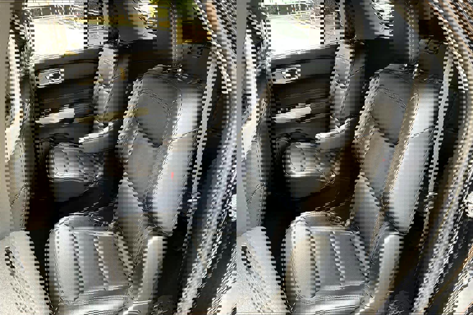 Used 2024 Ford Explorer Limited image 18