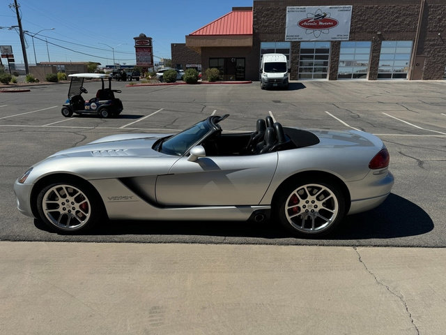 Used 2003 Dodge Viper SRT-10 image 28