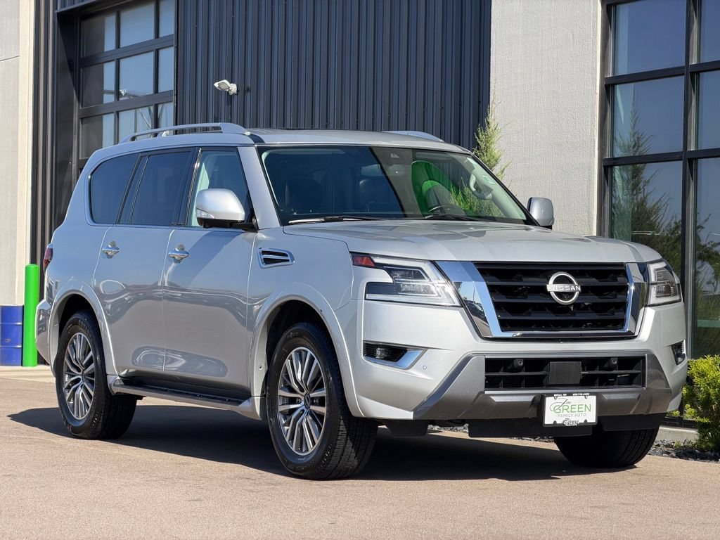 Used 2024 Nissan Armada SL AWD/4WD image 4