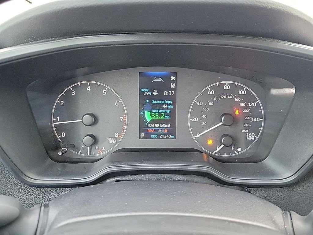 Used 2025 Toyota Corolla LE image 24