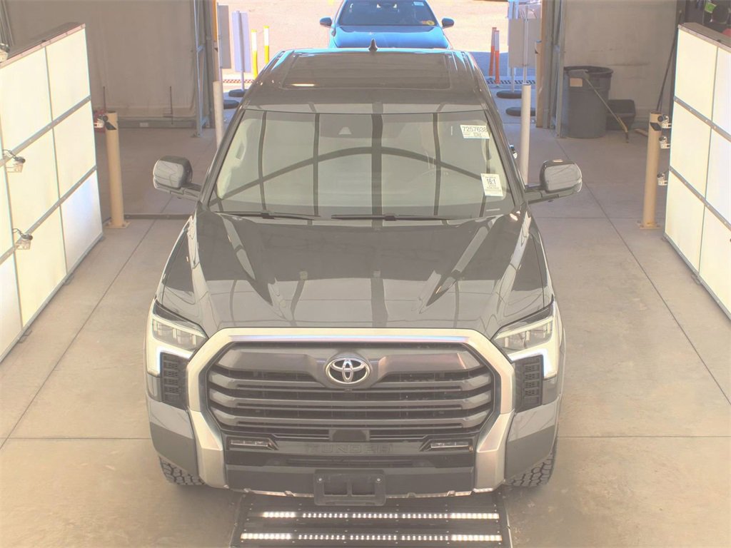 Used 2024 Toyota Tundra Limited image 2