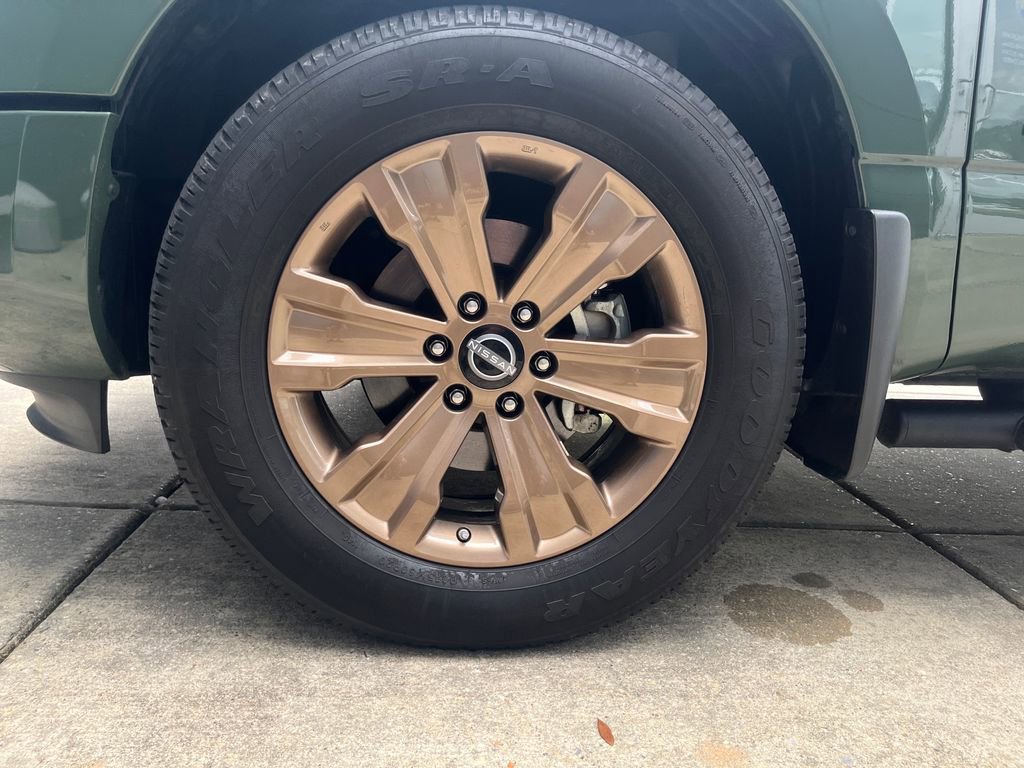 Certified 2024 Nissan Titan SV w/ SV Bronze Edition Package image 27