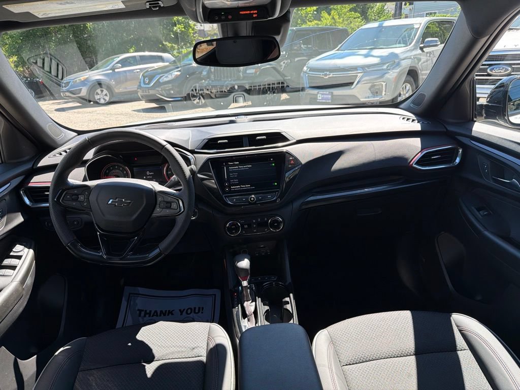 Used 2023 Chevrolet TrailBlazer RS w/ Technology Package AWD/4WD image 24