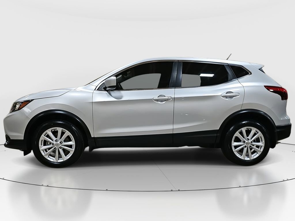 Used 2018 Nissan Rogue Sport S w/ S Appearance Package image 8