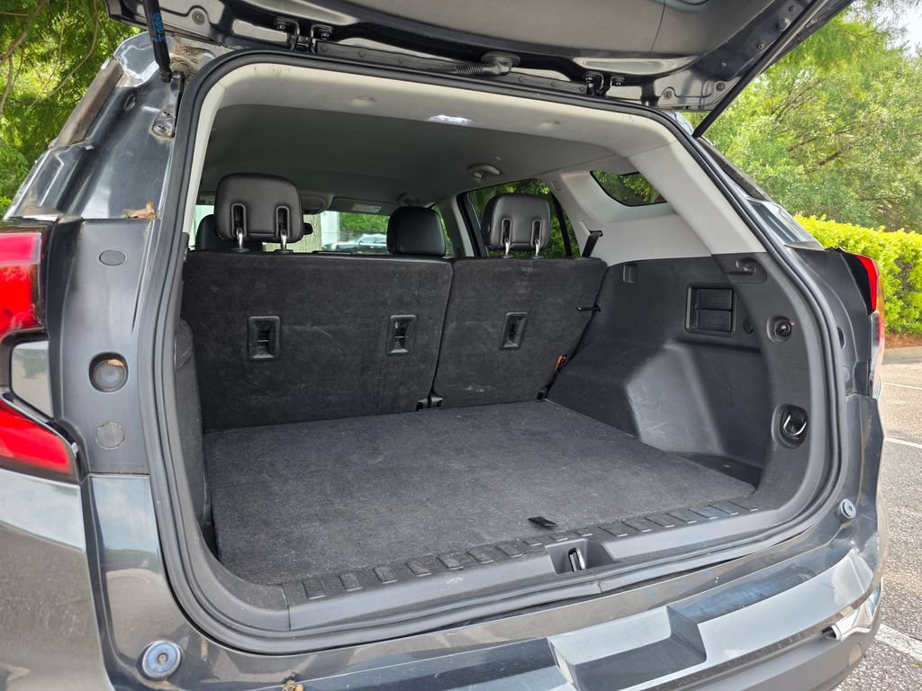 Used 2020 GMC Terrain SLT FWD image 35
