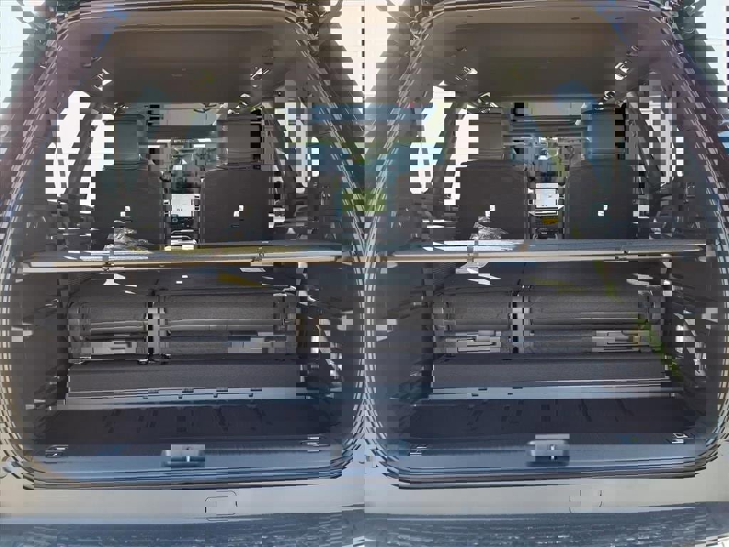 New 2026 Toyota Sequoia Platinum image 5