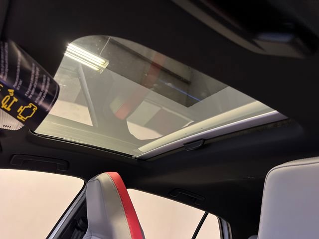 New 2026 Volkswagen GTI SE FWD image 21