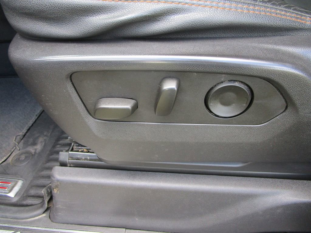 Used 2024 GMC Sierra 2500 AT4 w/ AT4 Premium Plus Package image 32