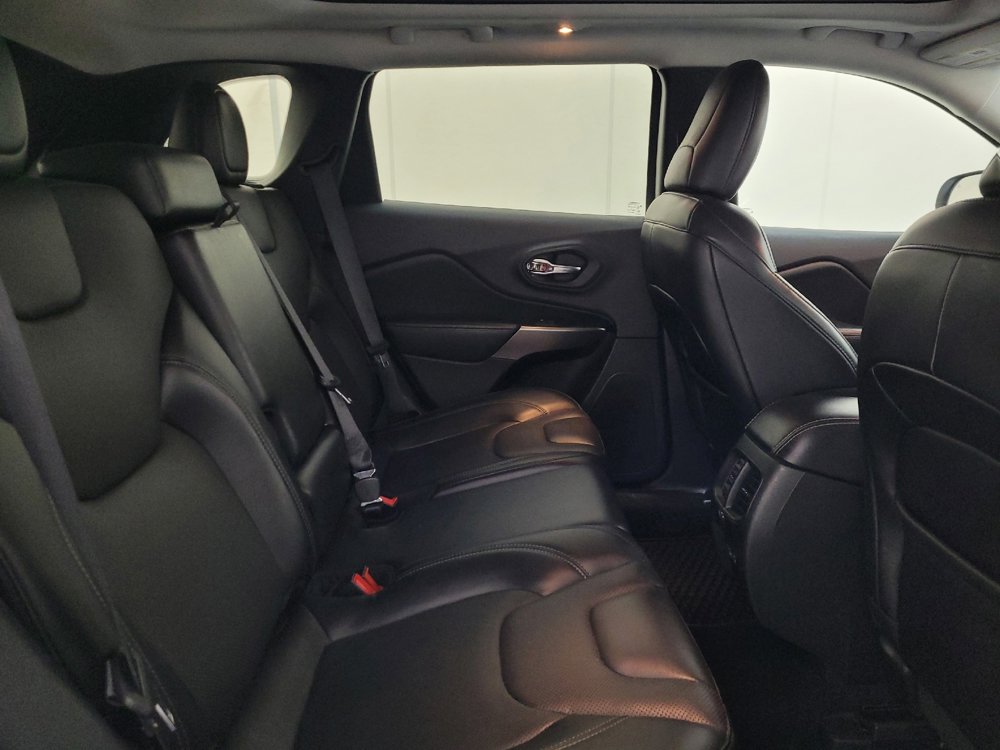 Used 2021 Jeep Cherokee Limited AWD/4WD image 19