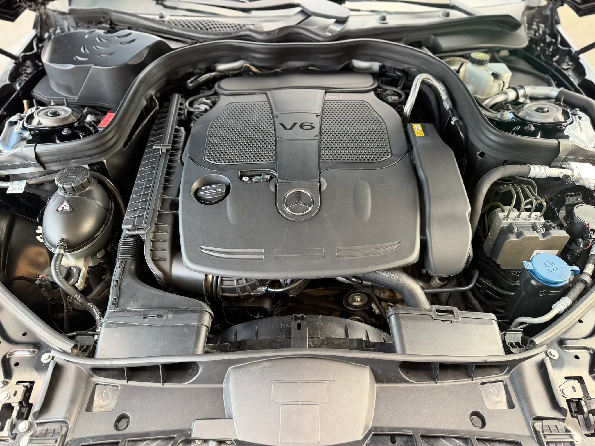 Used 2014 Mercedes-Benz E 350 Sedan image 15