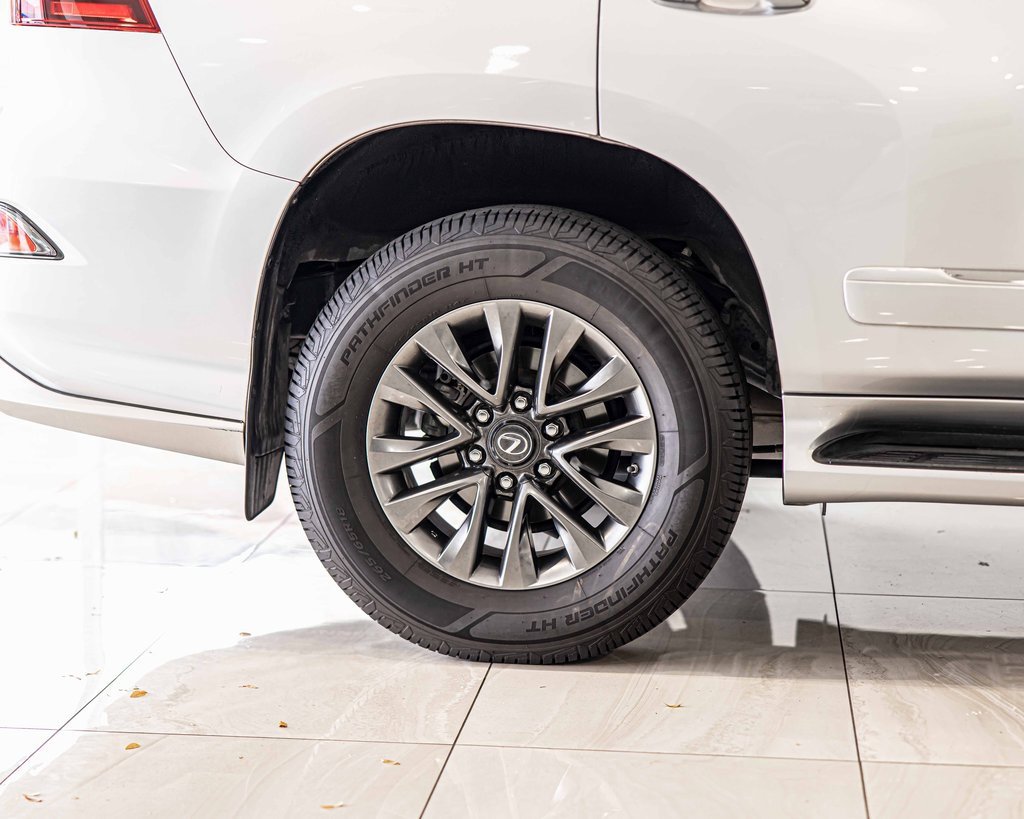 Used 2017 Lexus GX 460 Luxury image 11