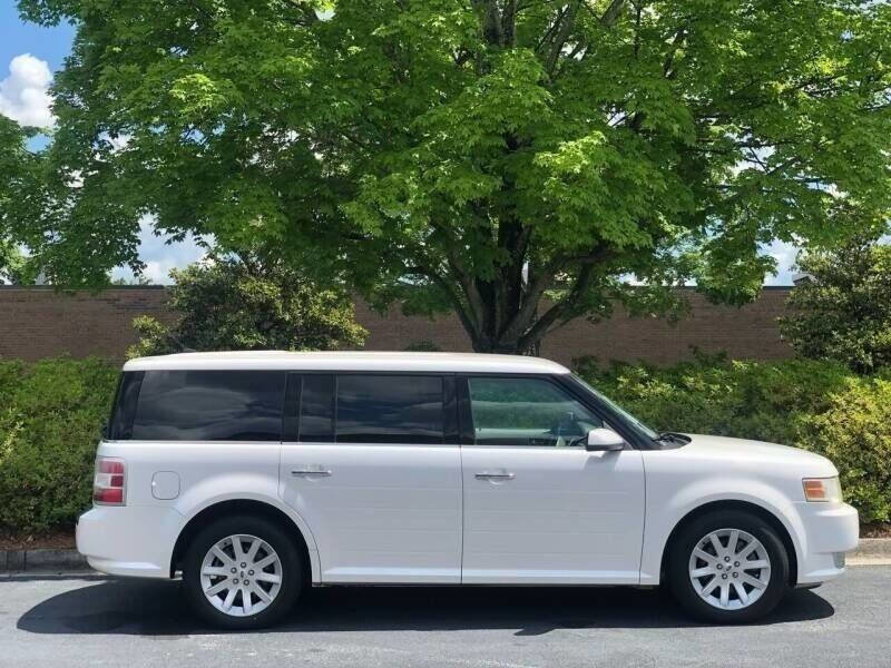 Used 2010 Ford Flex SEL image 8