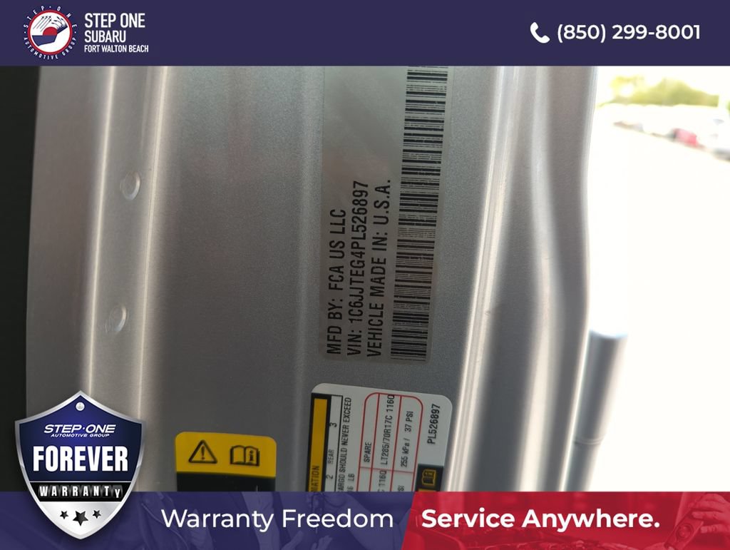 Used 2023 Jeep Gladiator Mojave w/ Cold Weather Group AWD/4WD image 37