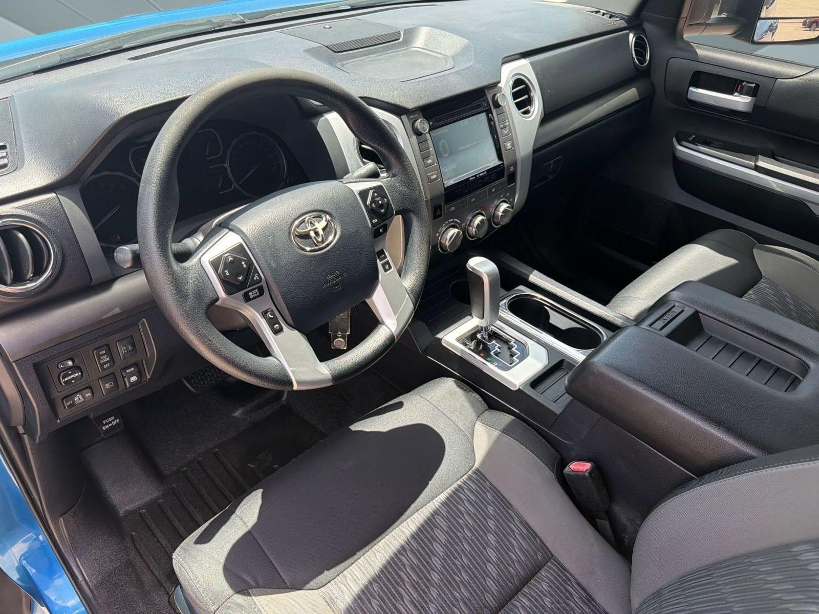 Used 2018 Toyota Tundra SR5 w/ SR5 Upgrade Package AWD/4WD image 4