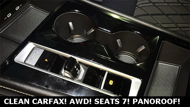 Used 2024 Volkswagen Atlas SEL Premium R-Line image 21